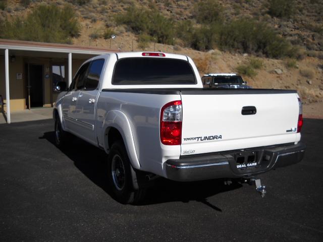 Toyota Tundra 2004 photo 2