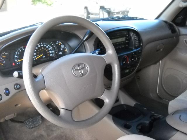 Toyota Tundra 2004 photo 3