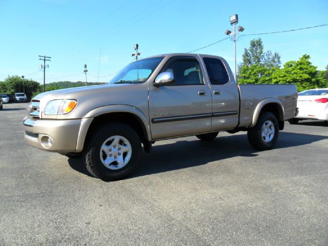 Toyota Tundra Lariat Supercrew 4WD Extended Cab Pickup