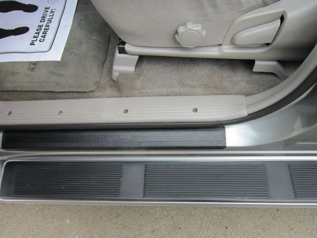 Toyota Tundra 2004 photo 10
