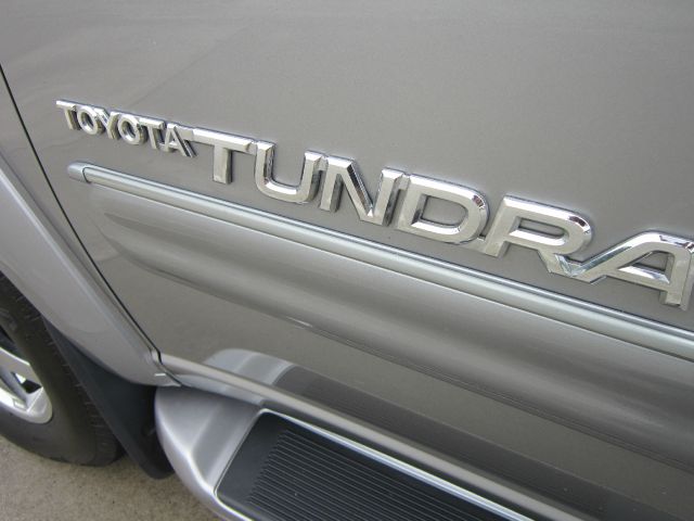 Toyota Tundra 2004 photo 22