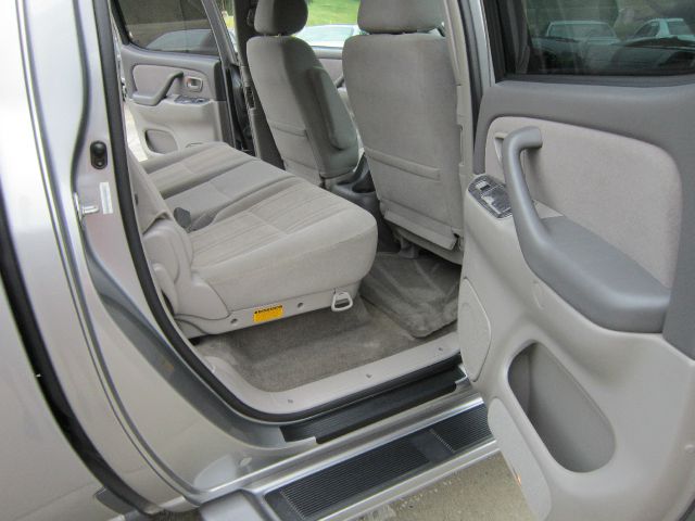 Toyota Tundra 2004 photo 3