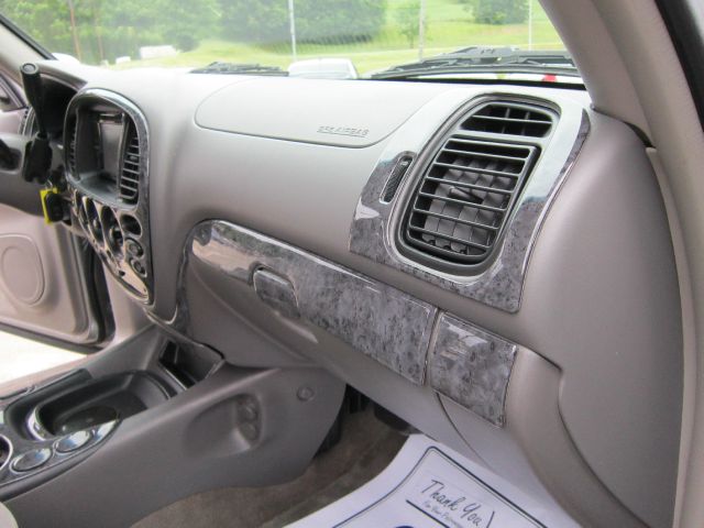 Toyota Tundra 2004 photo 35