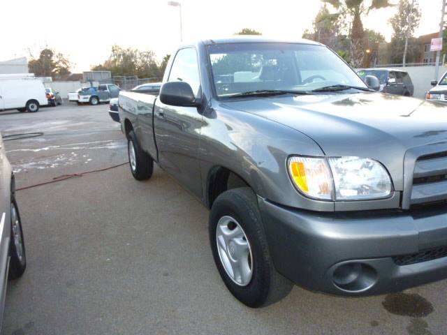Toyota Tundra 2004 photo 1