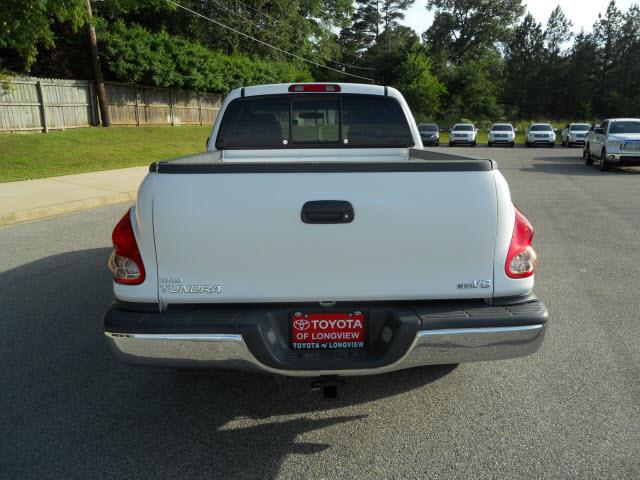 Toyota Tundra 2004 photo 1