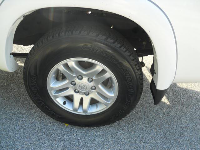 Toyota Tundra 2004 photo 12