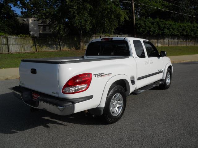 Toyota Tundra 2004 photo 13