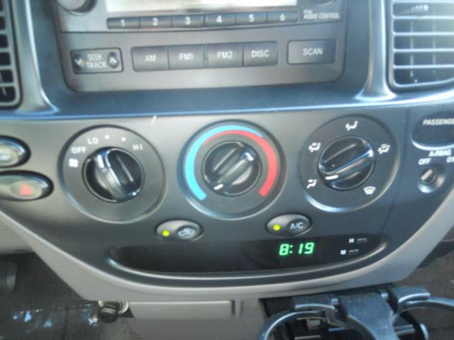 Toyota Tundra 2004 photo 14