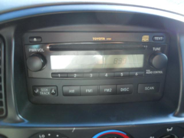 Toyota Tundra 2004 photo 9