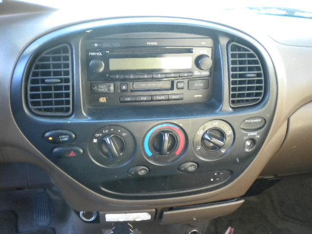 Toyota Tundra 2004 photo 3