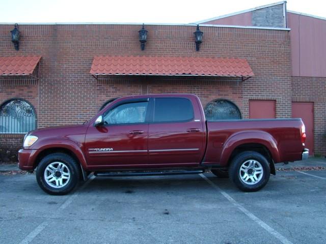 Toyota Tundra 2005 photo 2