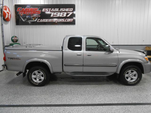 Toyota Tundra Lariat Supercrew 4WD Pickup Truck