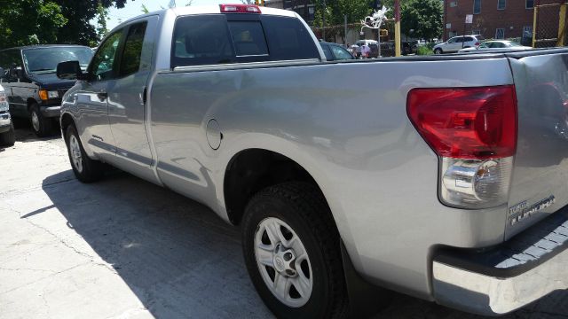 Toyota Tundra Unknown Crew Cab Pickup