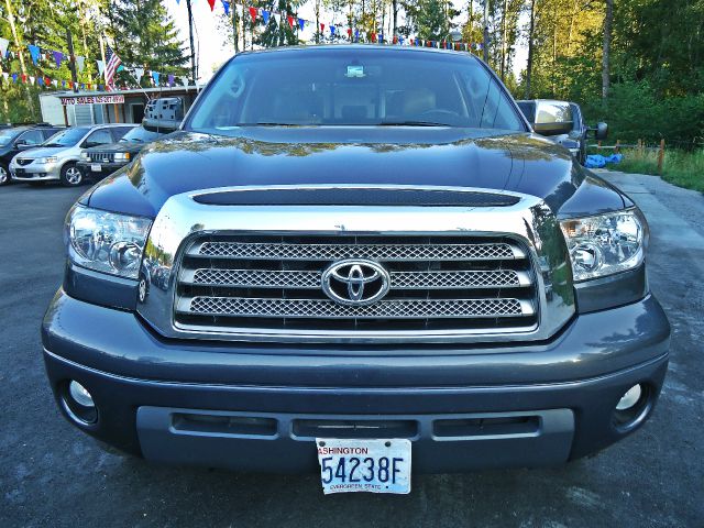 Toyota Tundra SLT SWB Pickup Truck