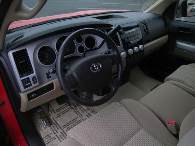 Toyota Tundra 5dr Wgn Pickup