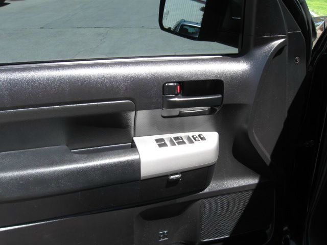 Toyota Tundra Solstice Pickup Truck