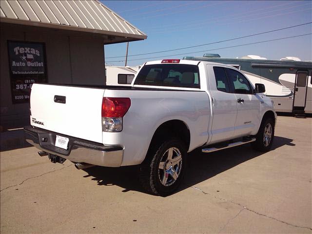 Toyota Tundra 2008 photo 3