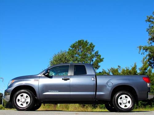 Toyota Tundra 2009 photo 2