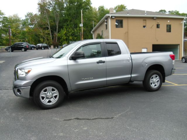 Toyota Tundra 2010 photo 4