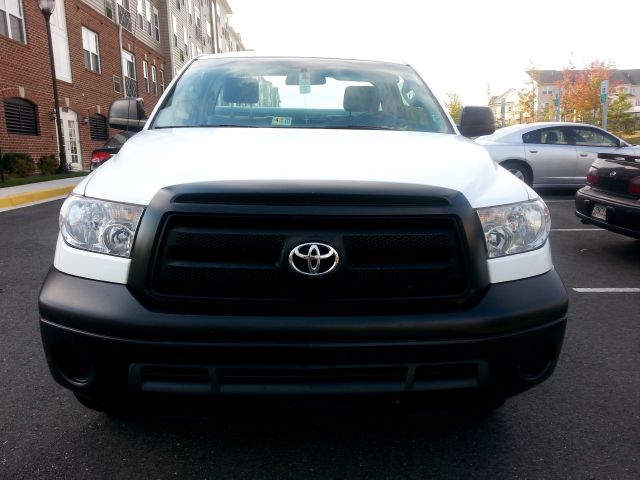 Toyota Tundra 2010 photo 1