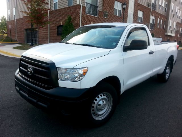 Toyota Tundra 2010 photo 2