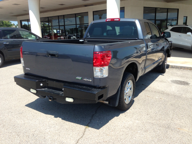 Toyota Tundra 2010 photo 4
