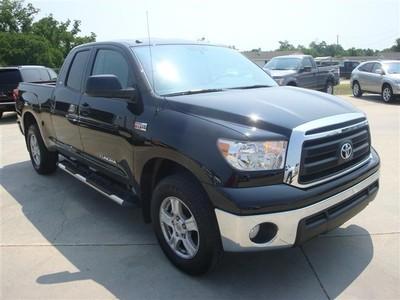 Toyota Tundra 2010 photo 2