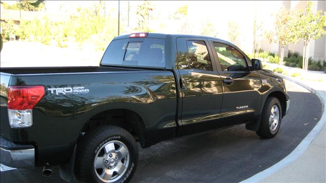 Toyota Tundra 2010 photo 3