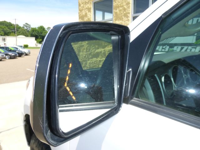 Toyota Tundra 2010 photo 11