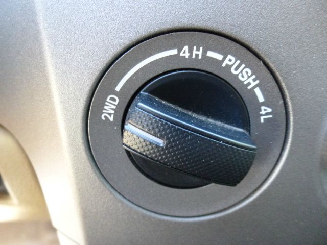 Toyota Tundra 2010 photo 25