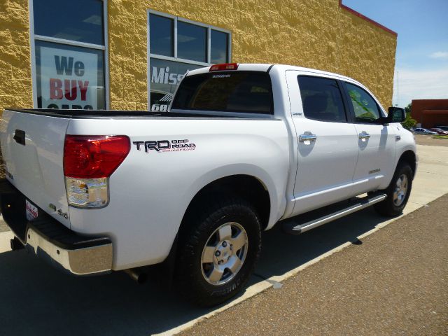 Toyota Tundra 2010 photo 26