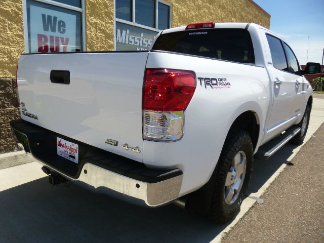 Toyota Tundra 2010 photo 38