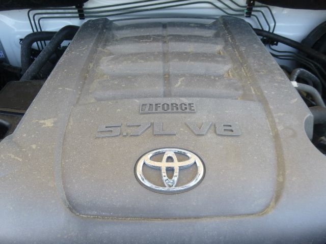 Toyota Tundra 2010 photo 43