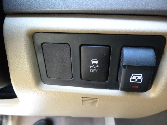 Toyota Tundra 2010 photo 5