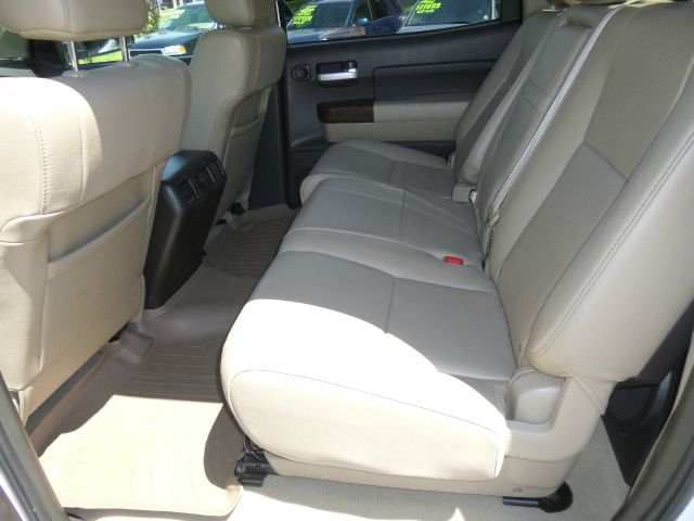 Toyota Tundra 2010 photo 54