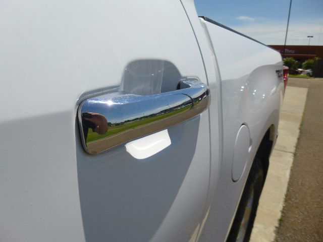 Toyota Tundra 2010 photo 73