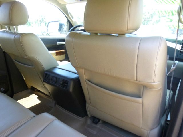 Toyota Tundra 2010 photo 87
