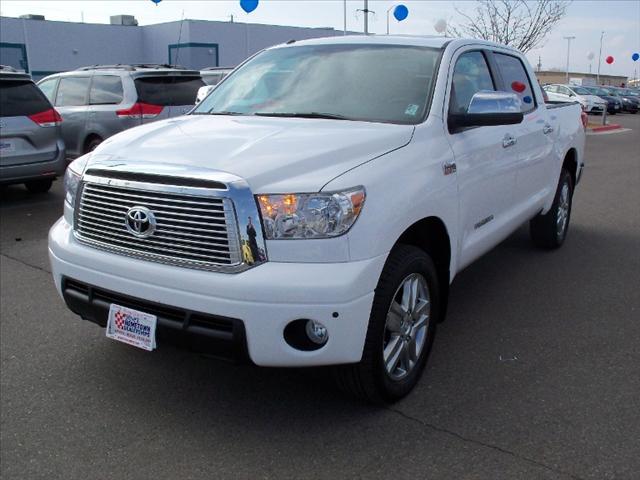 Toyota Tundra 2010 photo 1