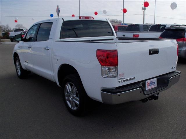 Toyota Tundra 2010 photo 3