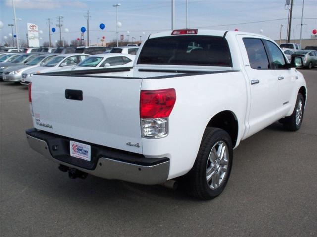 Toyota Tundra 2010 photo 4