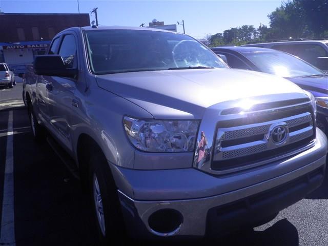Toyota Tundra 2010 photo 3