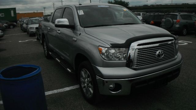 Toyota Tundra 2010 photo 3