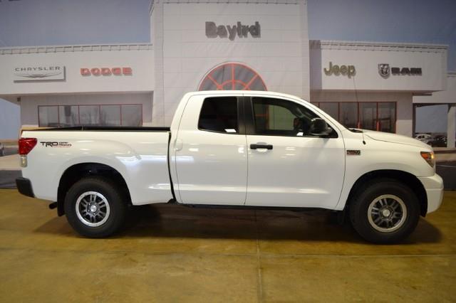 Toyota Tundra 2010 photo 3