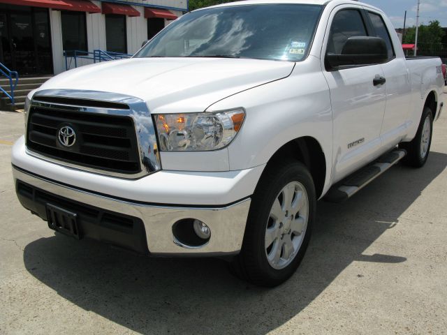 Toyota Tundra 2.0T W/ NAV Pickup Truck