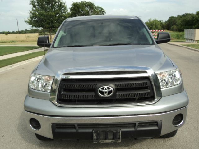 Toyota Tundra 530i Premium Pkg Pickup Truck