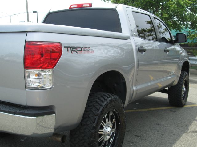 Toyota Tundra 2010 photo 12