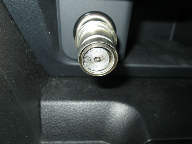 Toyota Tundra 2010 photo 25