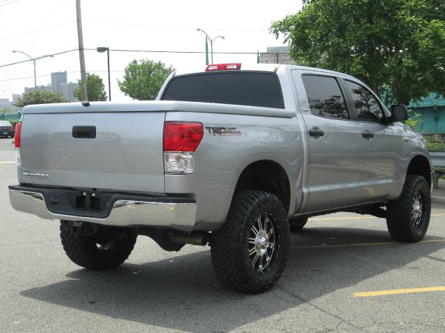 Toyota Tundra 2010 photo 41