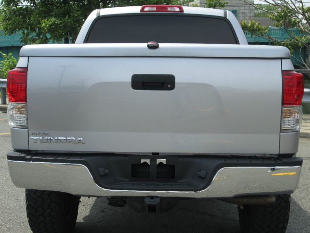 Toyota Tundra 2010 photo 50