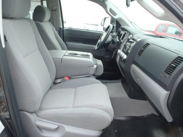 Toyota Tundra 2011 photo 5